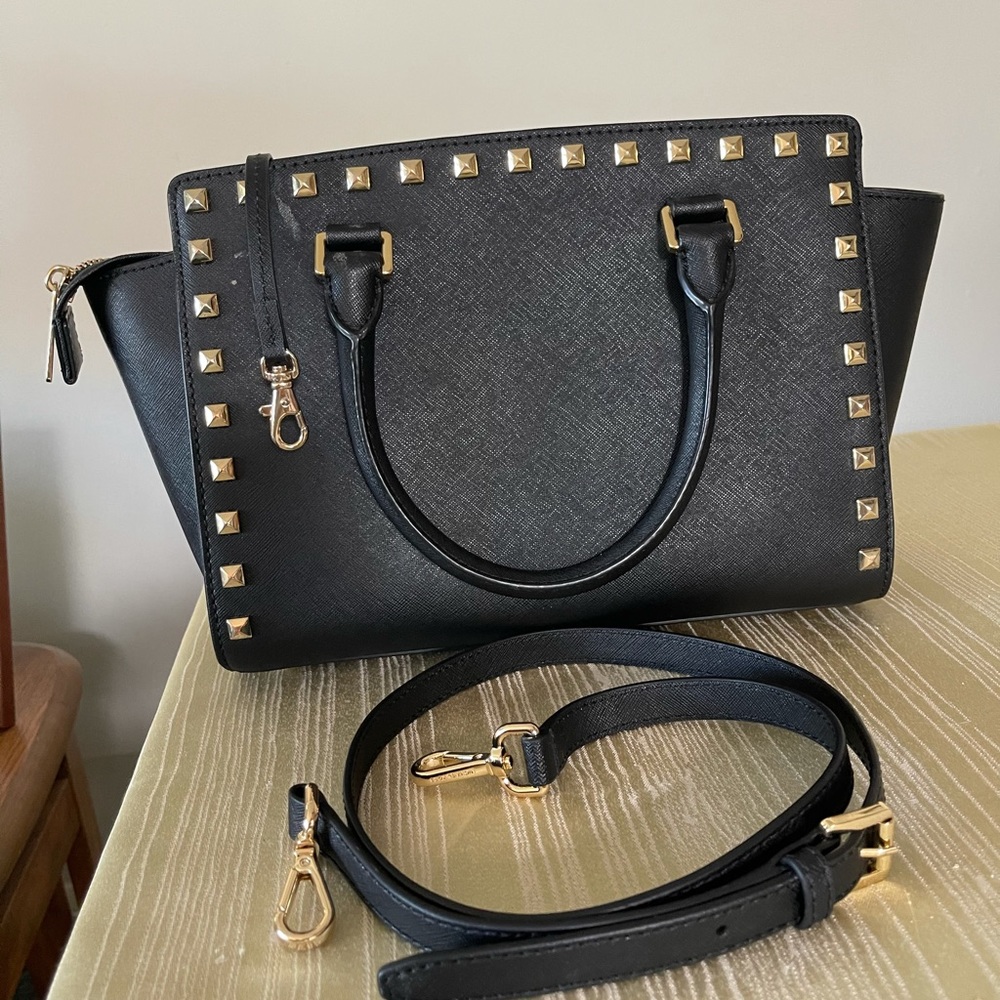 Michael Kors genuine leather bag.